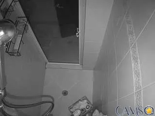 voyeurcam-baileybase-shower's (Camsoda) Photo