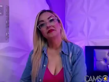 azaahara_ on Chaturbate