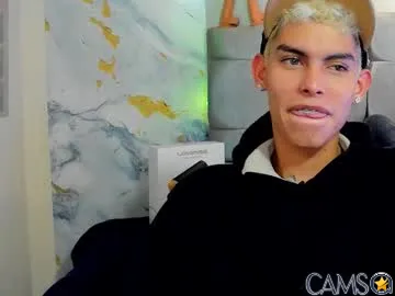 sky_jules on Chaturbate