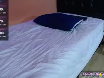 Foto von yourtattodoll (Chaturbate)