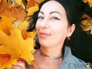 Foto von MirandaHott69 (XloveCam)